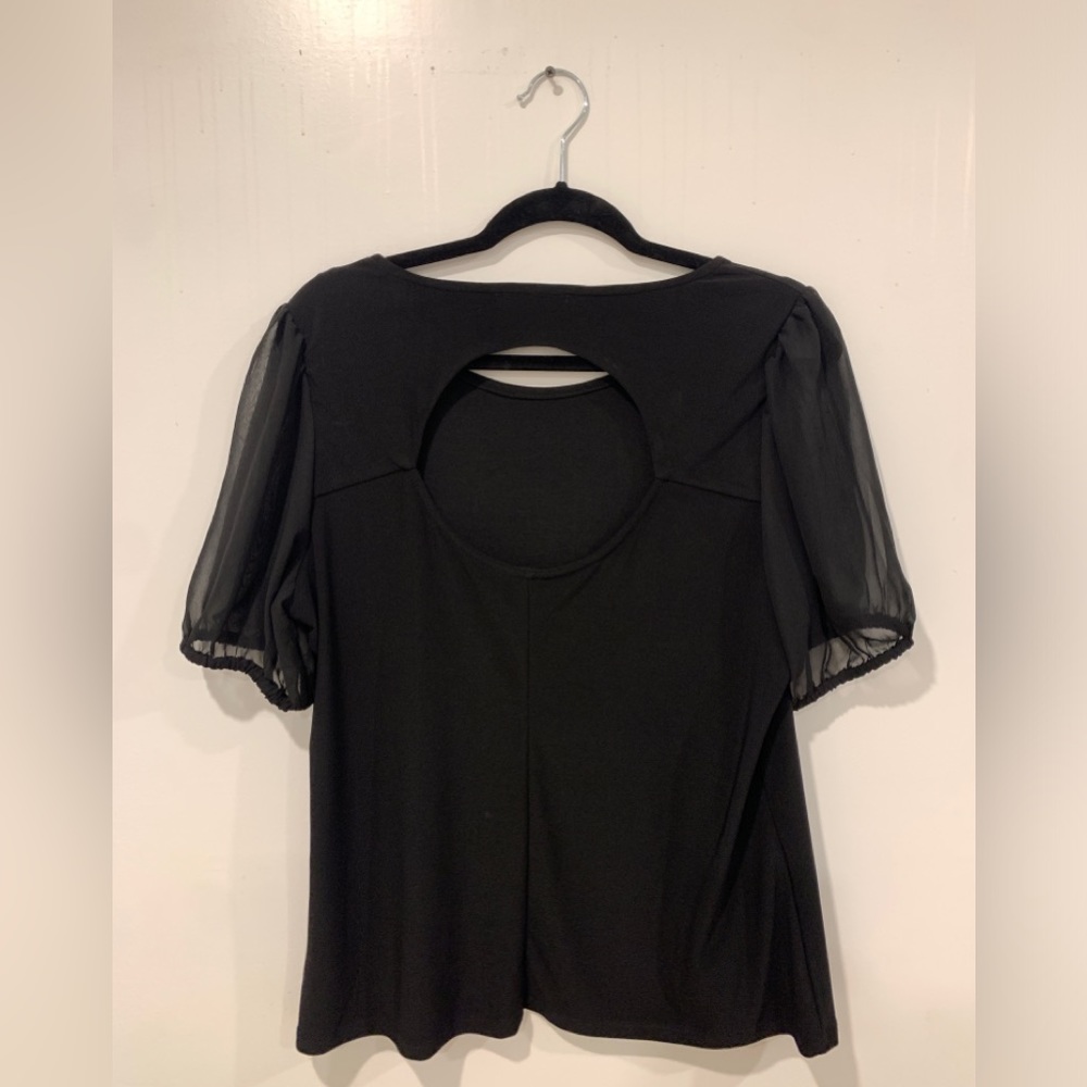 CeCe Blouse Black open back size L